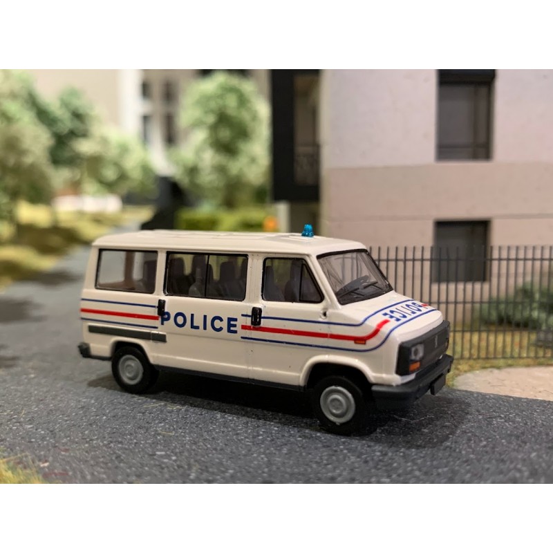 BREKINA - Peugeot J5 minibus (1982) "Police"