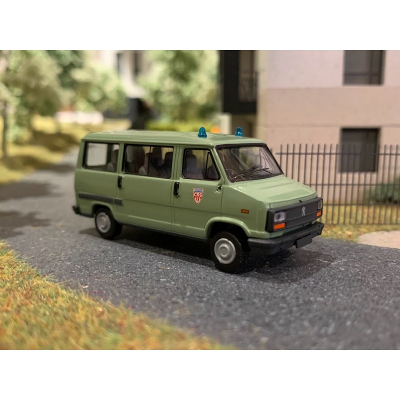 BREKINA - Peugeot J5 minibus (1982) C.R.S